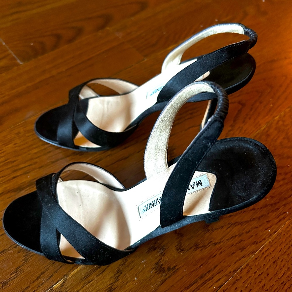 Timeless Manolo Blahnik Satin Heeled Sandals!